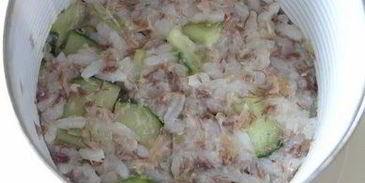 роллы с тунцом и креветками