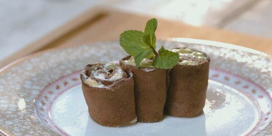 Рецепт сладких блинных роллов