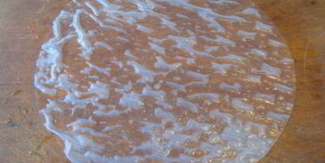 спринг-роллы с курицей, грибами и сливочным сыром