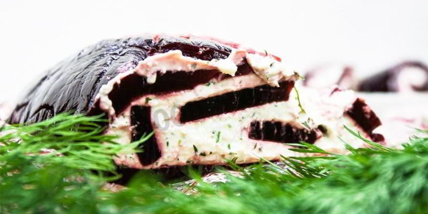 Рецепт свекольного ролла с творогома