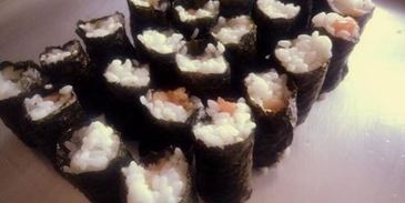 запеченные роллы с красной рыбой