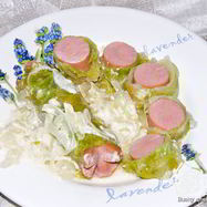 Рецепт Капустных рулетиков в луково-сметанном соусе