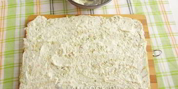 картофельно-кабачковый рулет с форелью