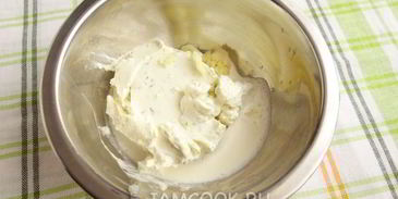 картофельно-кабачковый рулет с форелью