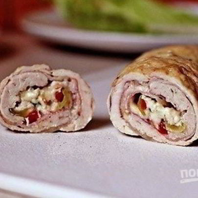 Куриный рулет с сыром и ветчиной