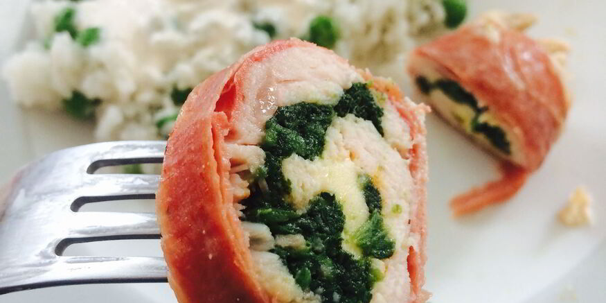 Рецепт куриных рулетиков с начинкой из шпината