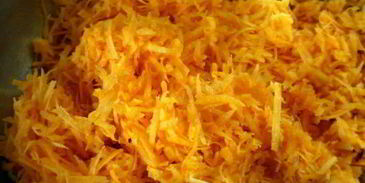 морковно-апельсиновый рулет с карамелью