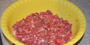 мясной рулет с рисом