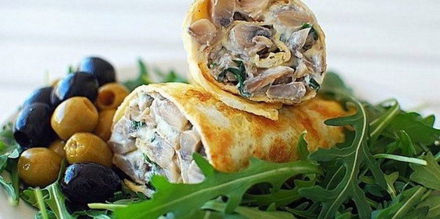 Рецепт омлетного рулета с грибами и рикоттой