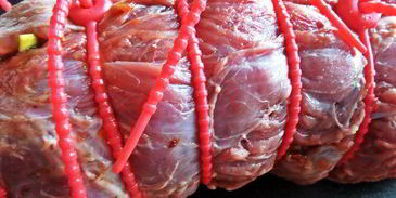 рулет из говядины с овощами в мультиварке