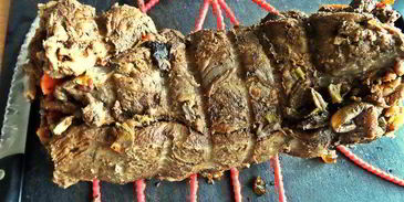 рулет из говядины с овощами в мультиварке