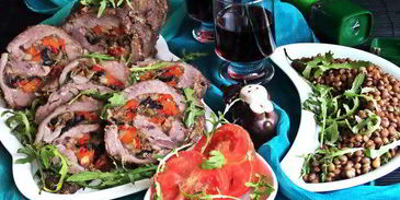 рулет из говядины с овощами в мультиварке