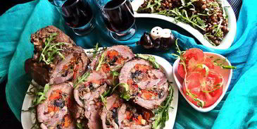 рулет из говядины с овощами в мультиварке