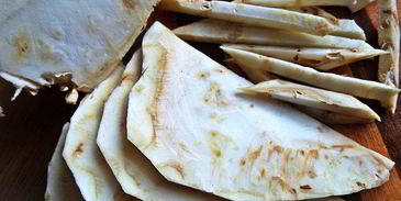 рулет из говядины с овощами в мультиварке