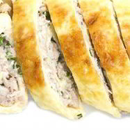 Рецепт Рулета из лаваша с курицей и сыром