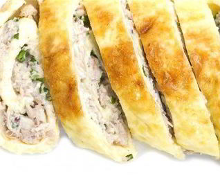 Рулет из лаваша с курицей и сыром