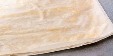 рулет из теста фило с айвой