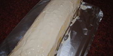 рулет с персиками и ананасом