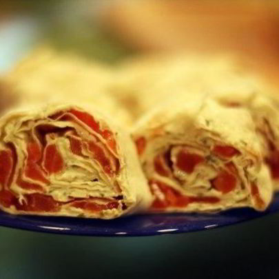 Рулет с семгой и сыром