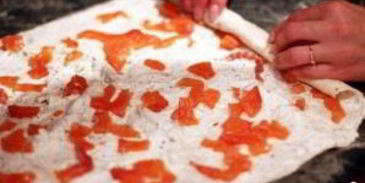 рулет с семгой и сыром