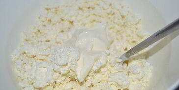 рулет с трехцветной начинкой