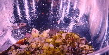 рулетики из форели в азиатском стиле с салатом из дайкона