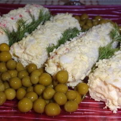 Рулетики из крабовых палочек