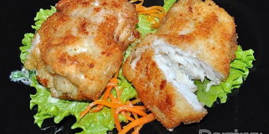 Рецепт рулетиков из минтая с плавленым сыром и зеленью