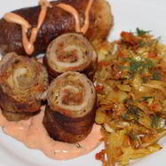 Рецепт Рулетиков из свинины с тушеной капустой