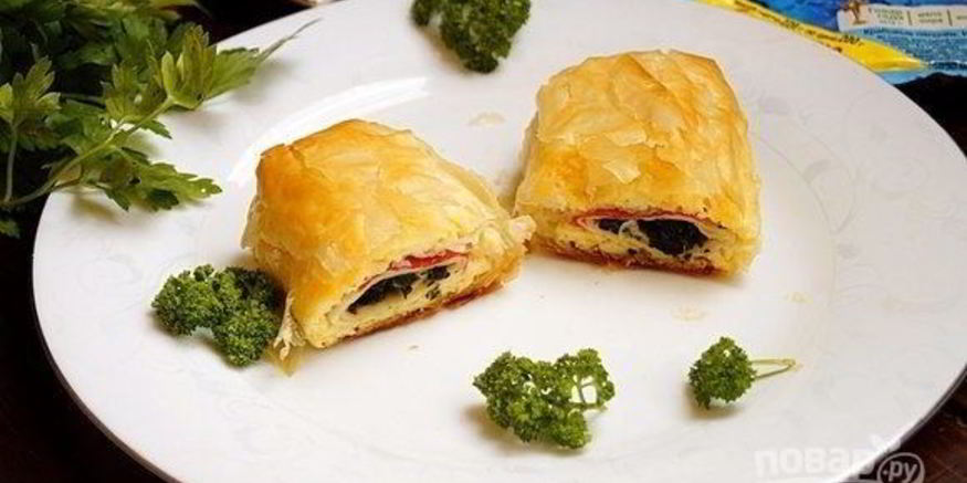 Рецепт рулетиков из теста фило с крабово-сырной начинкой