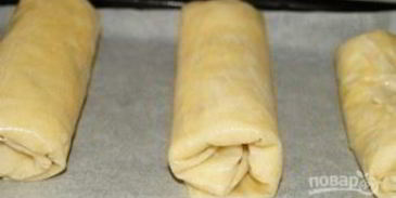 рулетики из теста фило с крабово-сырной начинкой
