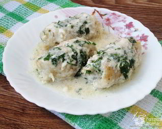 Рыбные рулетики в сметане
