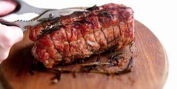 свиной рулет с клюквой