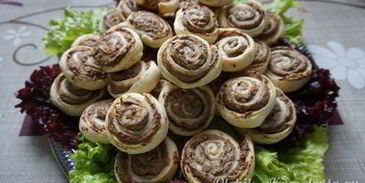 закусочные рулетики с тунцом