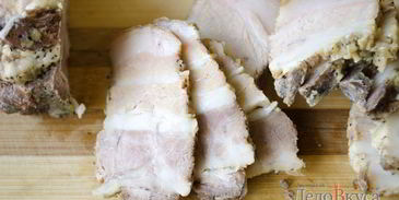 сало с чесноком на водяной бане в банке