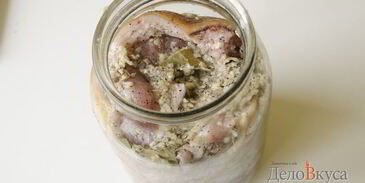 сало с чесноком на водяной бане в банке