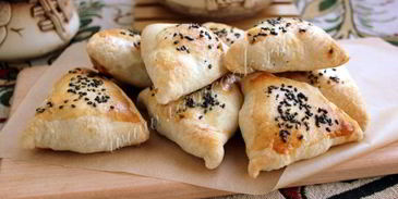 самса из слоеного теста