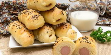 сосиски в дрожжевом тесте