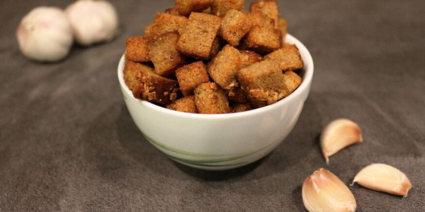 Рецепт сухариков с чесноком