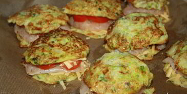 кабачковые сэндвичи с начинкой из куриного филе