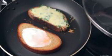 супер сытный сэндвич на завтрак