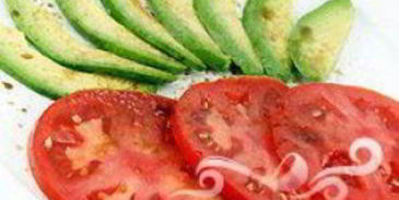 сэндвич с индейкой и авокадо