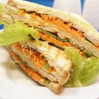 Сэндвич с копченой курицей