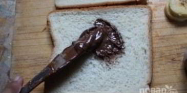 сэндвич с нутеллой и бананом