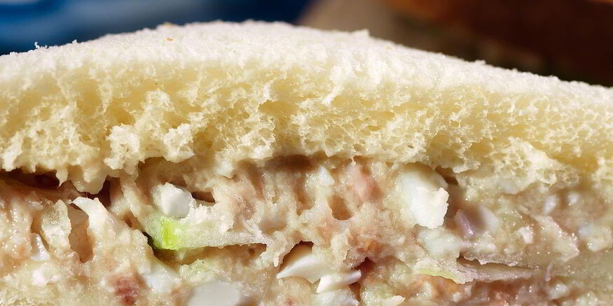 Рецепт сэндвичей на белом хлебе с форшмаком и яблоком