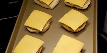 сэндвичи с ананасом и ветчиной