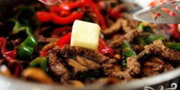 сэндвичи с говядиной, болгарским перцем и грибами