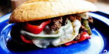 сэндвичи с говядиной, болгарским перцем и грибами