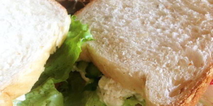 Рецепт сэндвичей с овощами и мягкима сырома