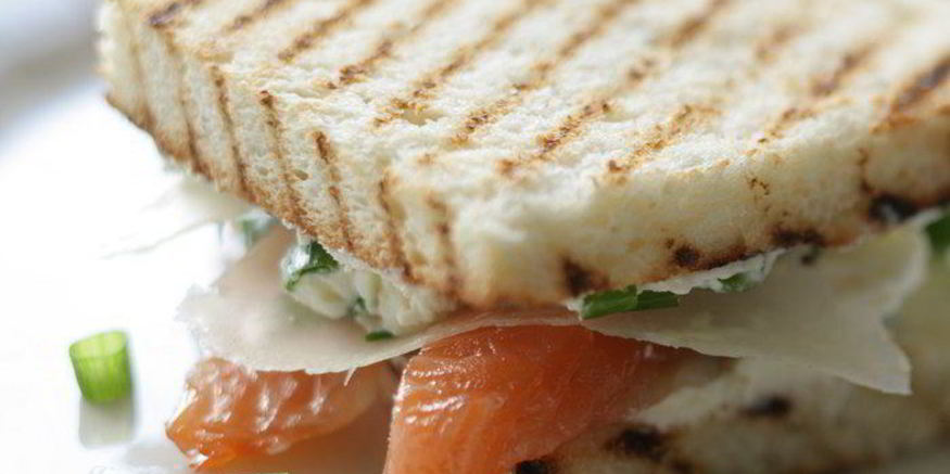 Рецепт сэндвичей с семгой и сливочным сыром